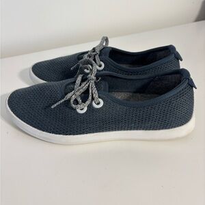 Allbirds Tree Skippers Women’s 8 dark teal Bluish Tree Knit Lace Up Sneaker